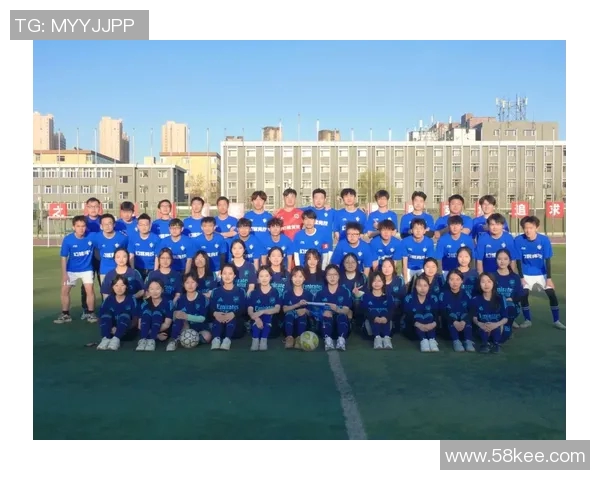 掌握足球明星拍照技巧视频轻松拍出精彩瞬间分享你的足球热情