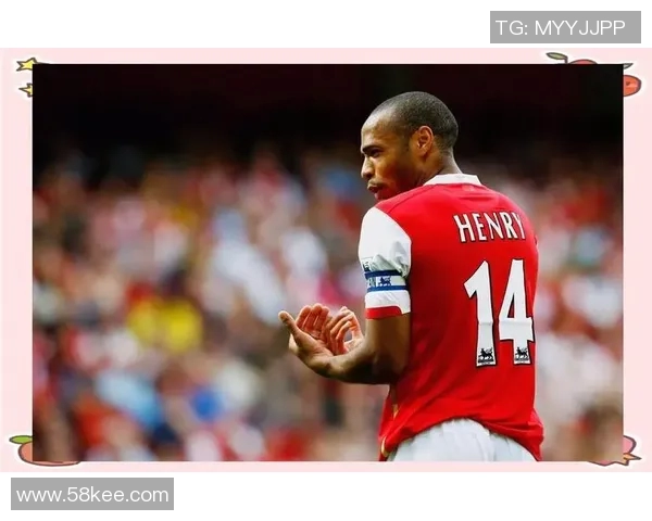 替补出场的足球明星背后的故事与成就揭秘