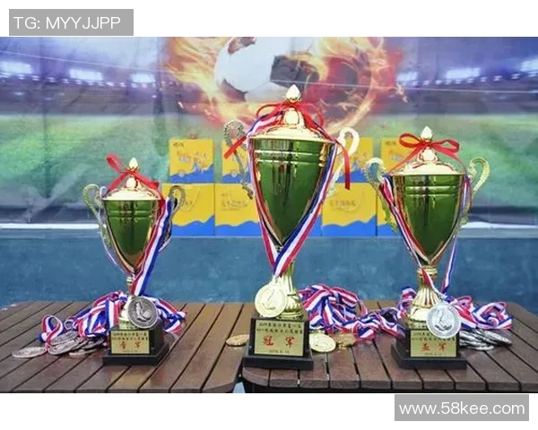 用智能科技拍照生成足球明星形象，重现绿茵场上的辉煌瞬间