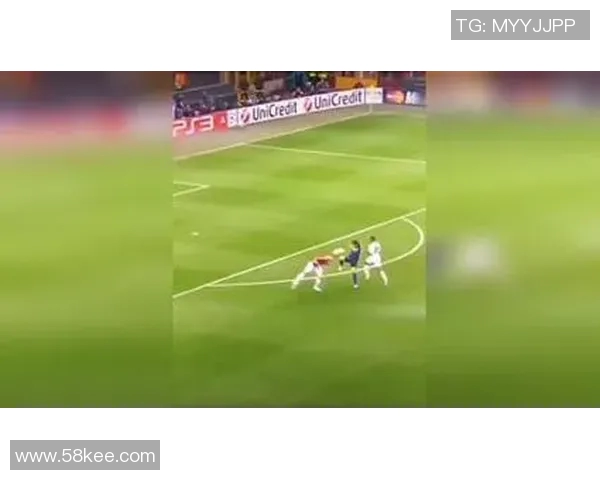 足球明星刮脚皮的独特瞬间揭秘让你大开眼界的运动员日常护理技巧